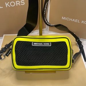 NWOT Michael Kors neon green mesh nylon crossbody camera style bag